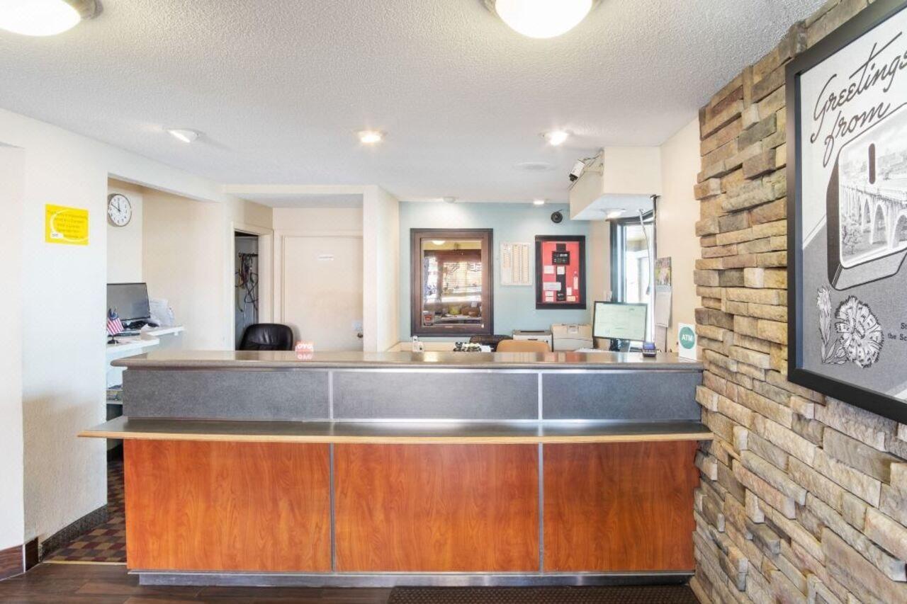 Hotel Super 8 By Wyndham Findlay Exterior foto